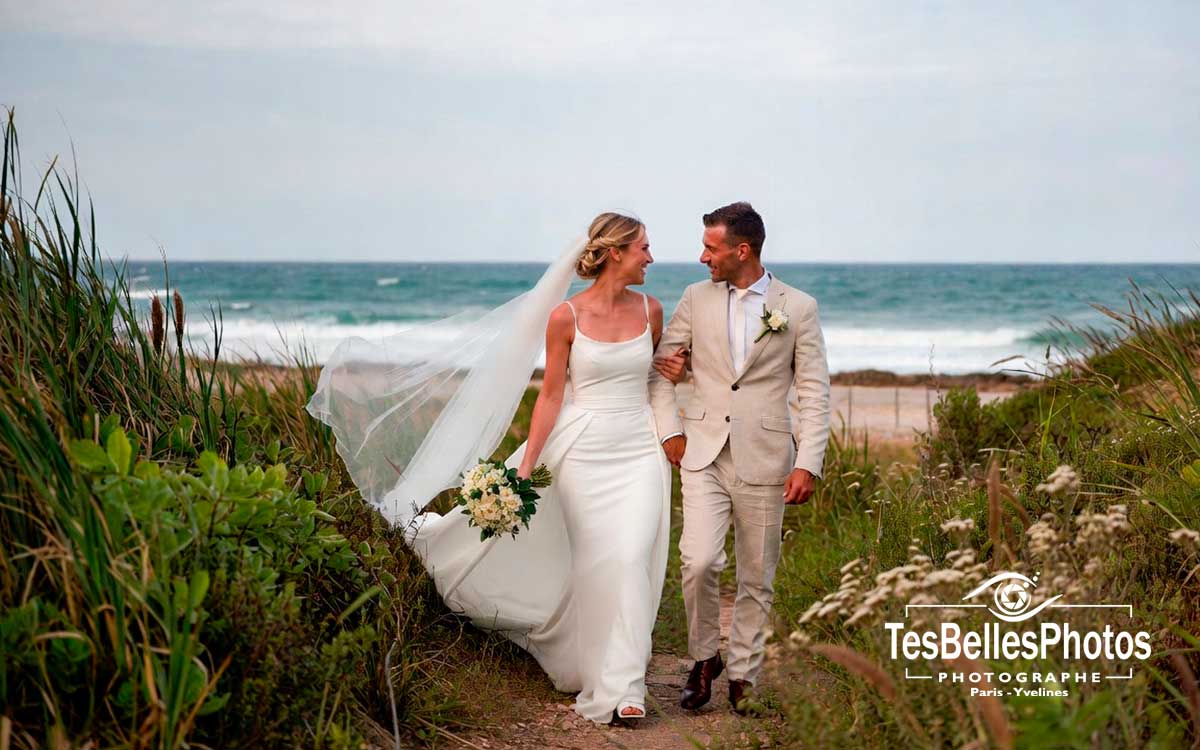 Reportage de mariage à Saint-Lunaire – séance couple naturelle et élégante en bord de mer